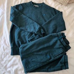 Gymshark Rest Day Sweatpants & Sweatshirt Set Size Small